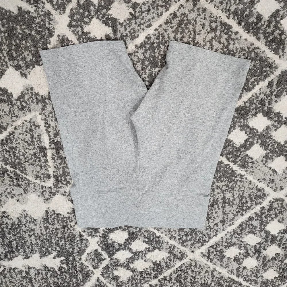Nike Grey women's size medium biker shorts - Picture 7 of 7